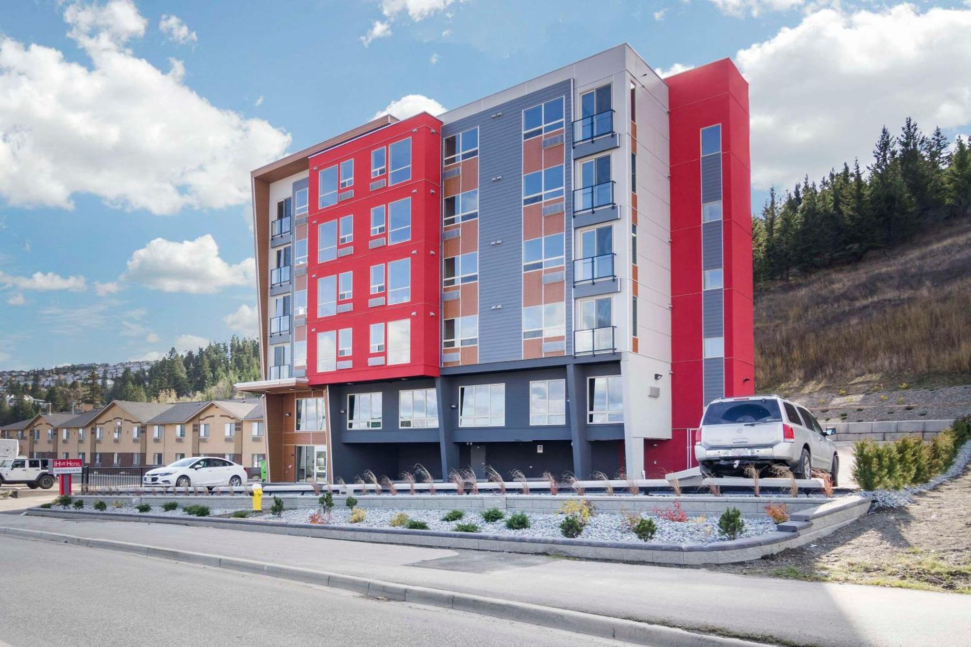 The Hue Hotel, Ascend Hotel Collection Kamloops Exteriör bild
